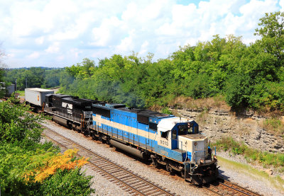 A GMTX SD60 leads NS 282 North out of Danville 