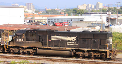 NS 2524 at CP East End 