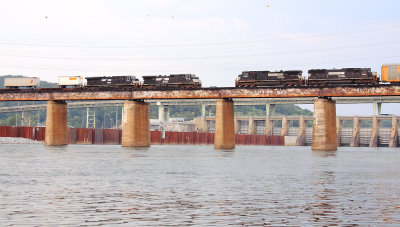 NS 229 meets a Northbound over the TN river 