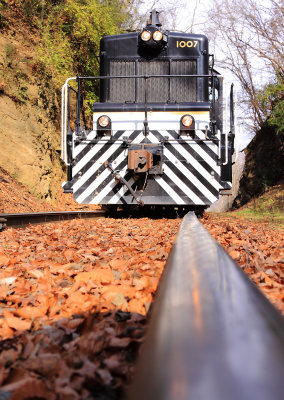 Rail Head view of a handsome EMD product 