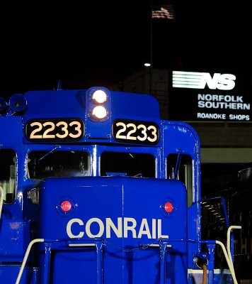 CR GP30 #2233 (on loan to NS) at the public night session at the O. Winston Link Museum