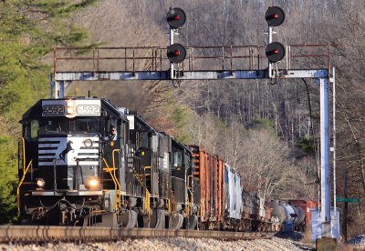 NS 168 with a solid set of EMD power at CP Southfork