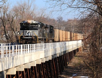 Empty coal train 793 on the new bridge at Shelbyville 