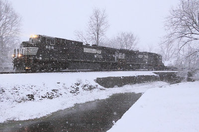 NS 052 in the snow at Harrodsburg 
