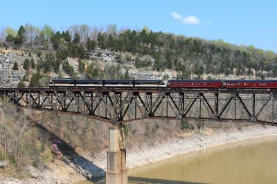 NS 952 deaprts Burnside and crosses the Cumberland River, next stop Danville 
