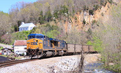 CSX 563 South on the NS at Glenita 