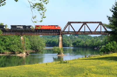 NS 387 crosses the Holston River with the 8114 leading 