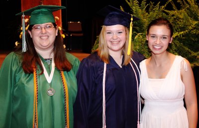 Lindsay Harrod, Sarah Williams  and Leslie Williams at graduation 