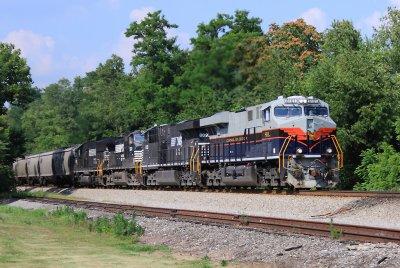 Central of Georgia 8101 leads NS train 50A South at Burgin Kentucky 