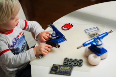 Tools: generic skate tool, hammer and some specialty gear