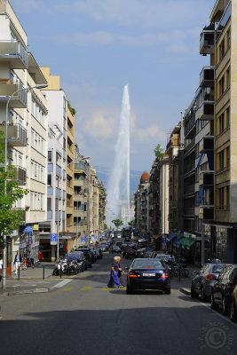 Geneva fountain.jpg