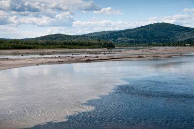 When fresh water meets glacial water