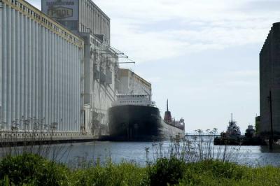Loading grain into ship  Thunder Bay, Ontario, Canada