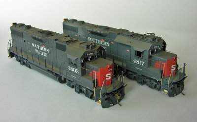 Southern Pacific EMD GP38-2s