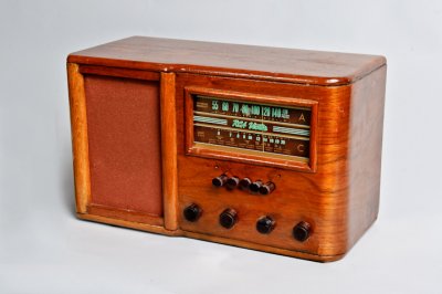 Radio a lampe _ RCA Victor Modle A-21 _ Vers 1940