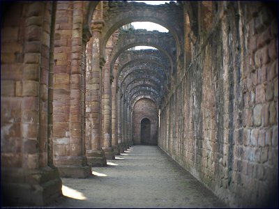 the Nave (north side)