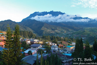 View of Mount Kinabalu.jpg