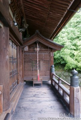 Interior of Kiyomizu-dera (Mx)