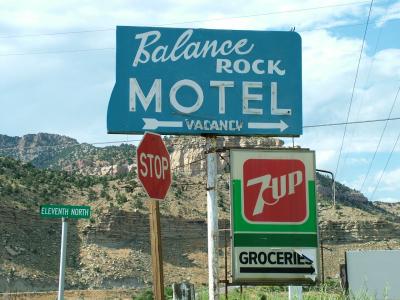 Balance Rock Motel Moab.JPG