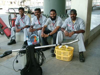 1611 30th April 06 Cleaning Team.JPG