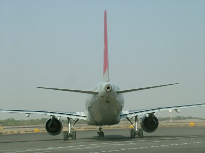 1545 31st May 06 Taxying out.JPG