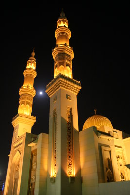 2246 6th August 06 Mosque Sharjah.JPG