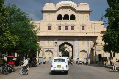City Palace Gate Jaipur.JPG