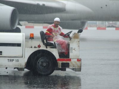 1235 15th January 2008 Wet day moving cargo at Sharjah Airport.JPG