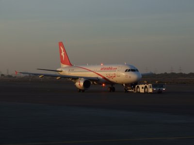 1729 17th January 2008 Air Arabia A320 at Sharjah Airport.JPG