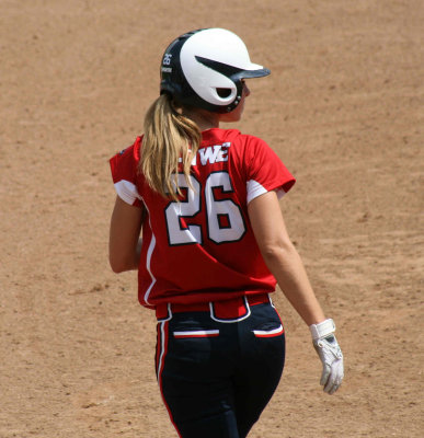 Lowe 821.jpg