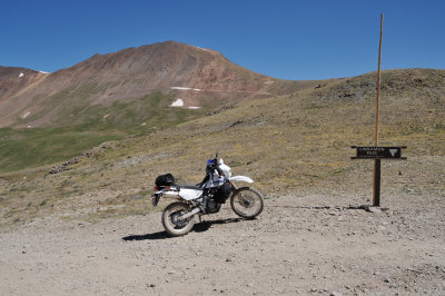 DR650 at Cinnamon Pass