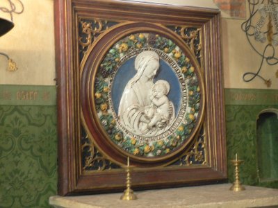 Maria met Kind medaillon - Sint-Jacobskerk