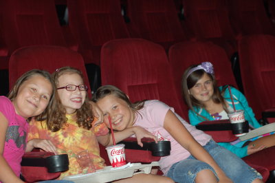 Diary of a Wimpy Kid movie with friends