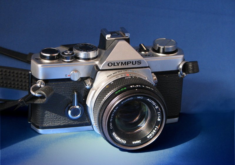 A true 35mm SLR Classic.Olympus OM1.jpg
