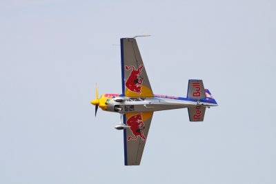Red Bull Zivko Edge 540