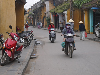 PC270507_lr.jpg