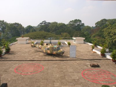PC290739_lr.jpg
