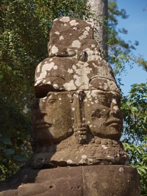 PC300893_lr.jpg