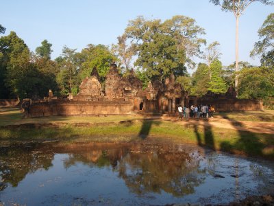 PC311055_lr.jpg