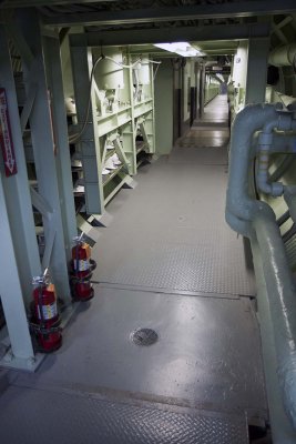 Hallway Between Control Room and Missile Bay