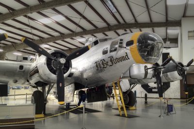 B-17 Flying Fortress: I'll Be Around
