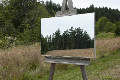 Lonesome Easel 