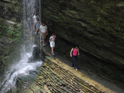 Rainbow Falls