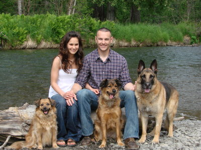 Kurt Lugar, wife Janelle, and kids