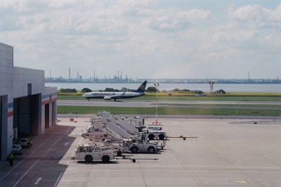 John Lennon Airport 5.jpg