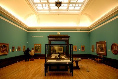 A birminghami Mzeum s Kptr  -  Birmingham Museum and Art Gallery
