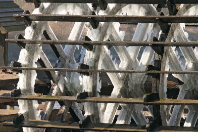 Water wheel covered with ice vodno kolo prekrito z ledom _MG_9175-11.jpg