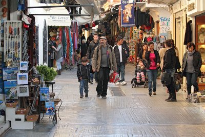 On the street in Plaka _MG_2411_11.jpg