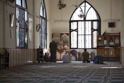In the mosque v moeji_MG_8831-1.jpg
