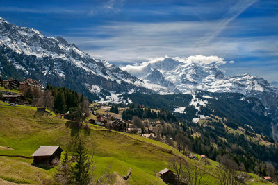 Between Lauterbrunnen and Wengen